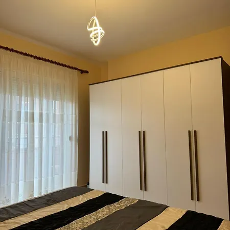 Apartment A&k Cozy In Golem, 6 Min Far From The Sea!