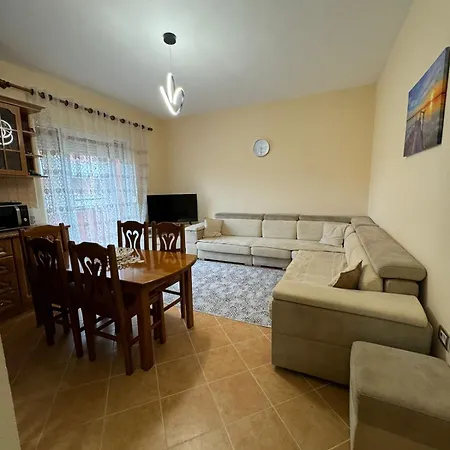 Apartment A&k Cozy In Golem, 6 Min Far From The Sea! *